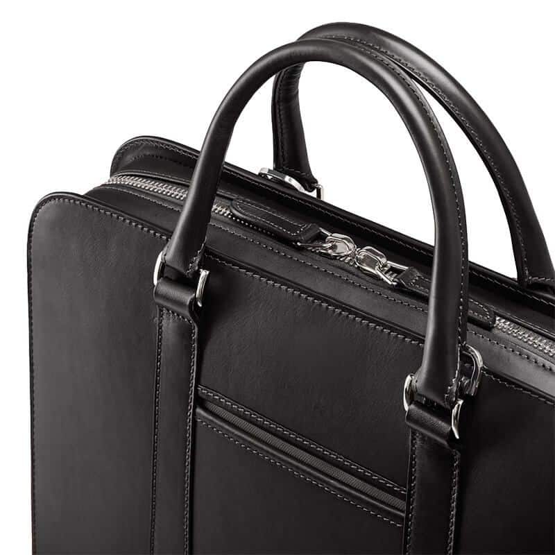 Voss Passport Wallet